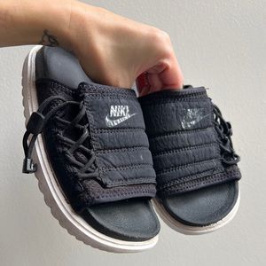 Nike Black Slide Sandals